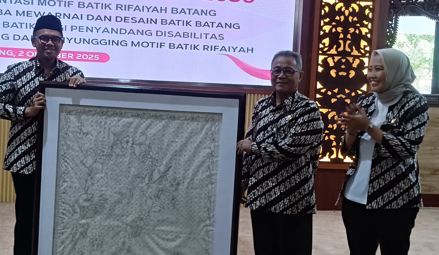 Cegah Kepunahan, Batang Dokumentasikan Batik Rifa’iyah